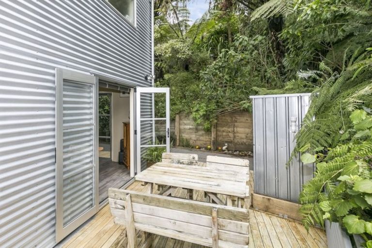 Photo of property in 67 Waikowhai Street, Ngaio, Wellington, 6035