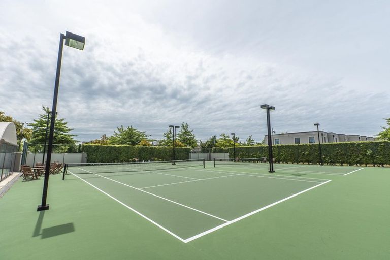 Photo of property in 27 Applefield Court, Northwood, Christchurch, 8051