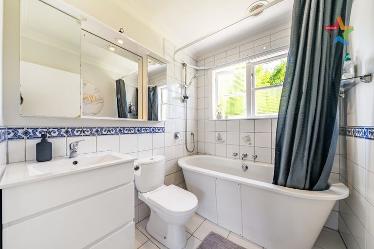 Photo of property in 56 Bledisloe Crescent, Wainuiomata, Lower Hutt, 5014