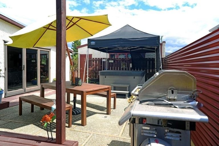 Photo of property in 82 Shields Street, Clyde, 9330