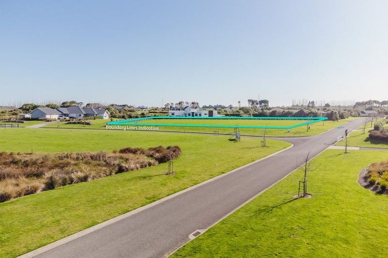 Photo of property in 2 Paterson Lane, Kelvin Grove, 4470