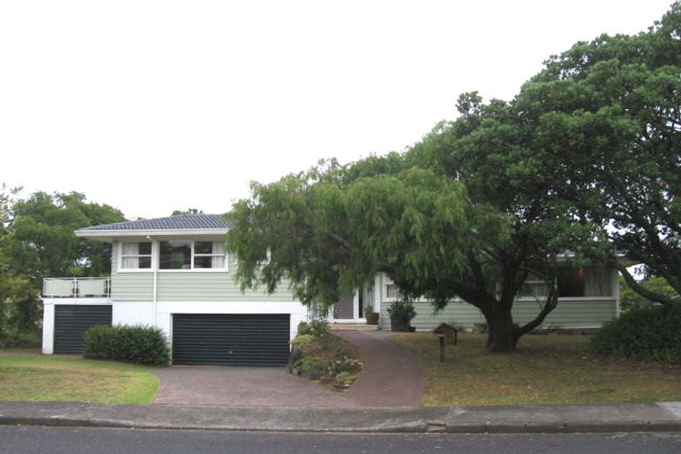 Photo of property in 20 Marywil Crescent, Hillcrest, Auckland, 0627