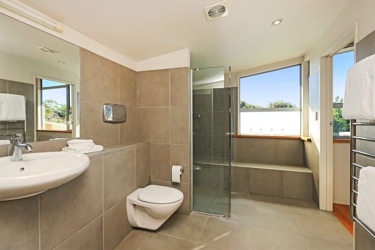 Photo of property in 20 Burbury Ridge, Havelock North, 4130