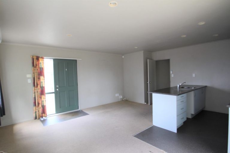 Photo of property in 26 Pooks Road, Ranui, Auckland, 0612