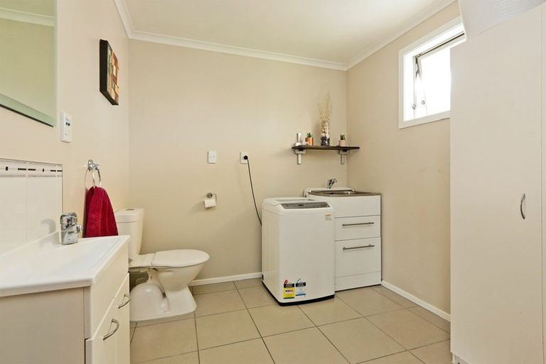 Photo of property in 25 Argyll Crescent, Tamatea, Napier, 4112
