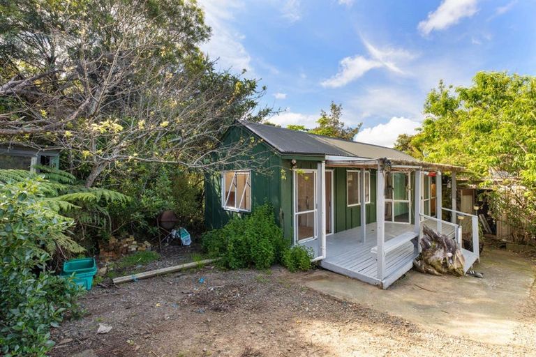 Photo of property in 979 Tuateawa Road, Waikawau, Coromandel, 3584