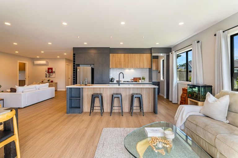 Photo of property in 13 Pukemarino Road, Waimauku, 0812