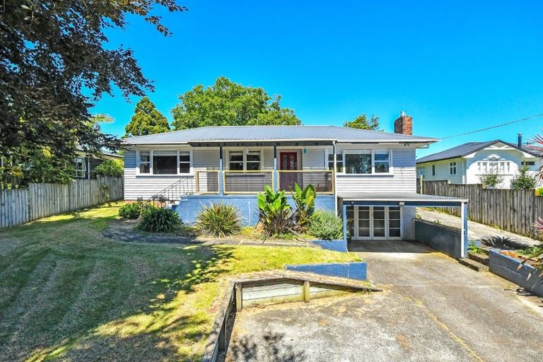 Photo of property in 998 Paerata Road, Paerata, Drury, 2676