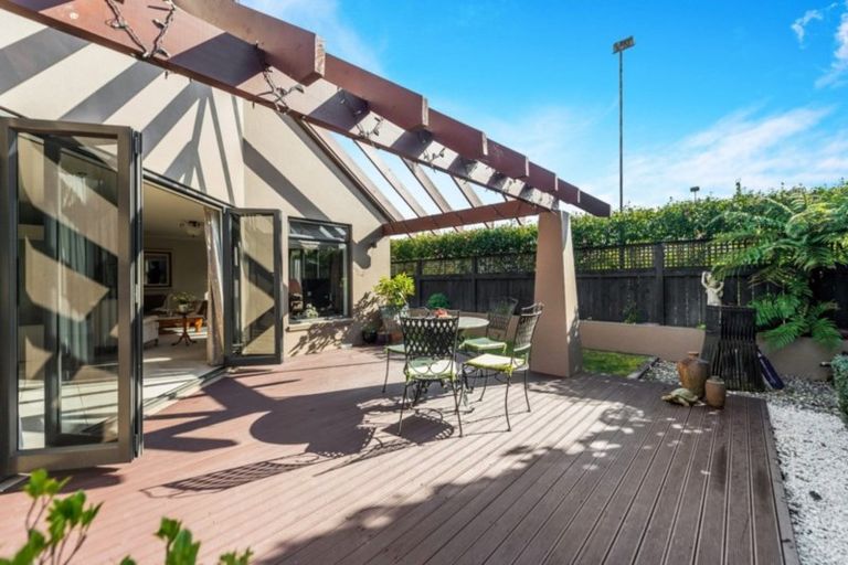 Photo of property in 6a Riverview Terrace, Fairfield, Hamilton, 3214