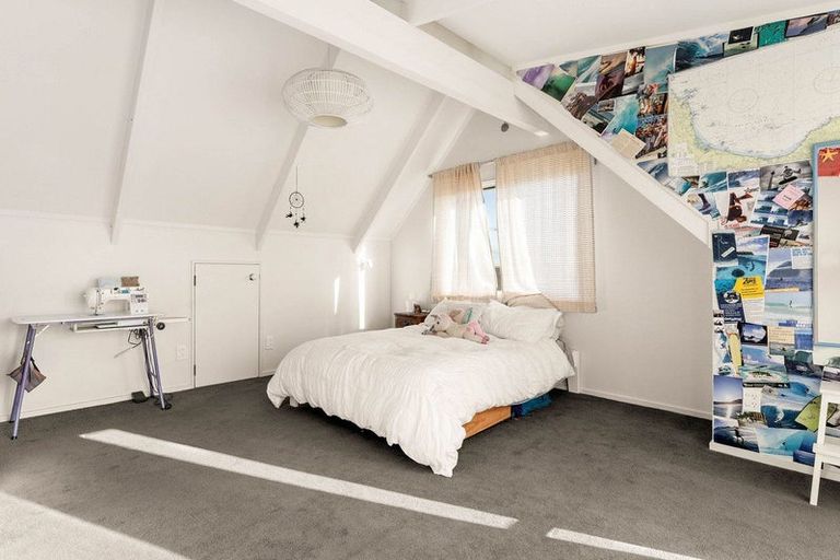 Photo of property in 2/563 Maunganui Road, Mount Maunganui, 3116