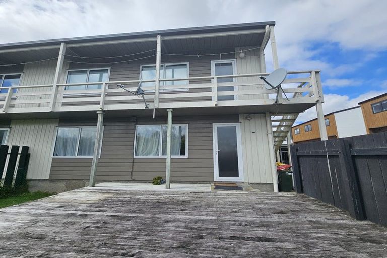 Photo of property in 2/54 Awamutu Grove, Waiwhetu, Lower Hutt, 5010