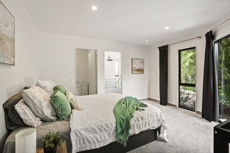 Photo of property in 56 Kapanui Road, Waikanae, 5036