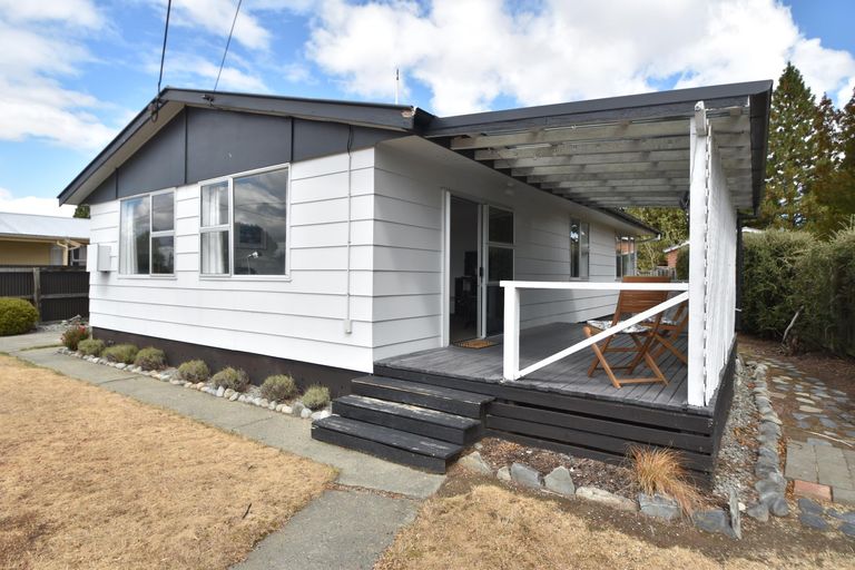 Photo of property in 42 Omahau Crescent, Twizel, 7901