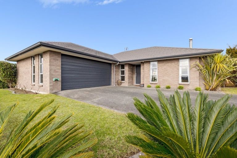 Photo of property in 36 Mortlake Heights, Pyes Pa, Tauranga, 3112