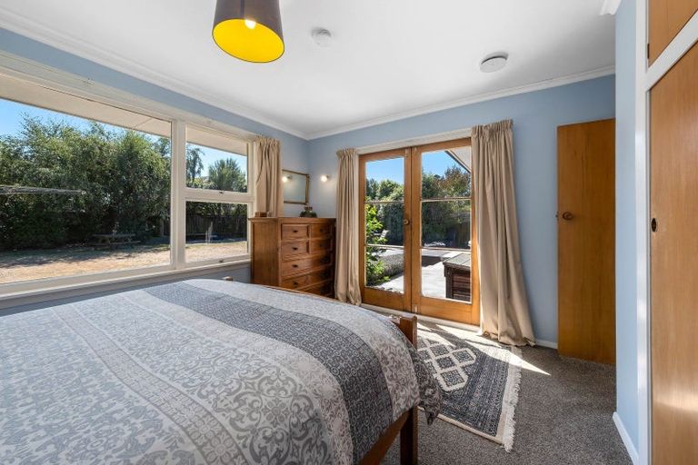 Photo of property in 9 Alpine View Lane, Parklands, Christchurch, 8083