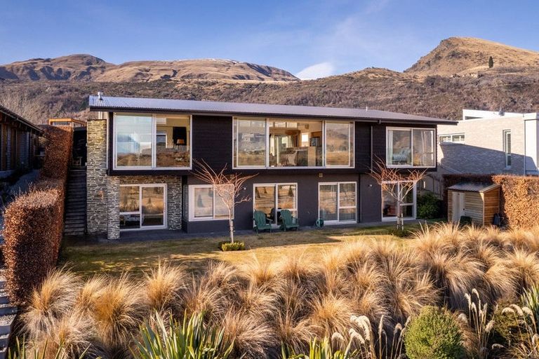 Photo of property in 14 Advance Terrace, Arrowtown, 9302