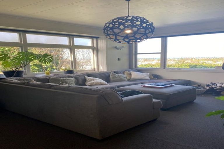 Photo of property in 11 Guys Hill Road, Hospital Hill, Napier, 4110