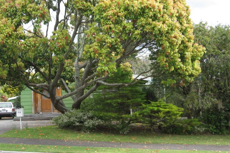 Photo of property in 54 Cumberland Crescent, Welcome Bay, Tauranga, 3112