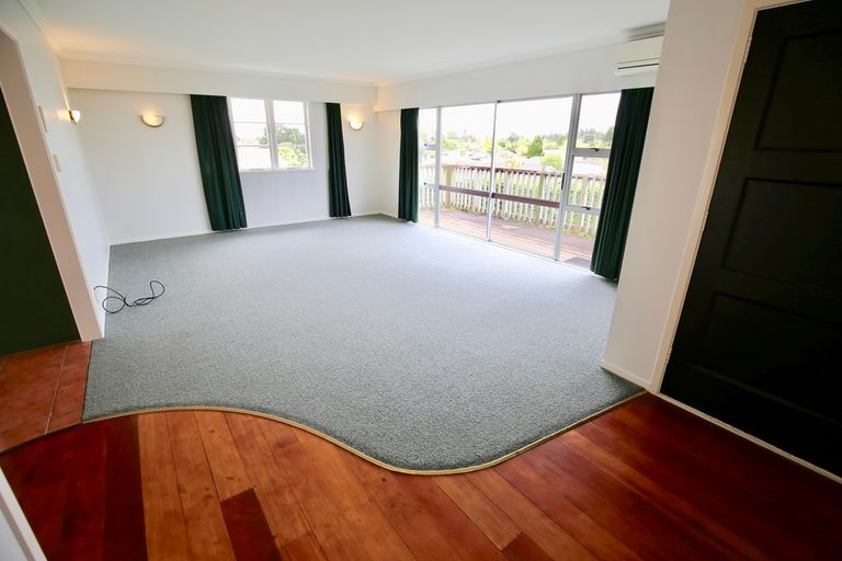 Photo of property in 18 Windsor Road, Maeroa, Hamilton, 3200