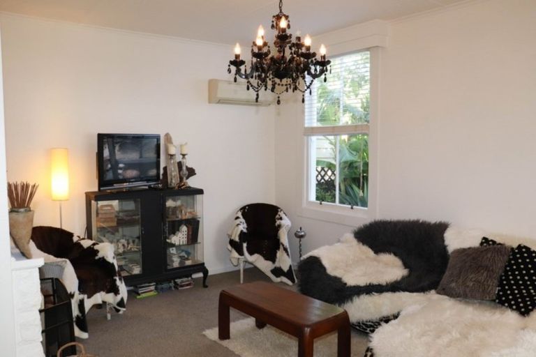 Photo of property in 811 Pollen Street, Thames, 3500