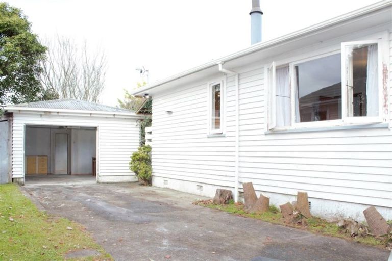 Photo of property in 68 Kelvin Road, Papakura, 2110