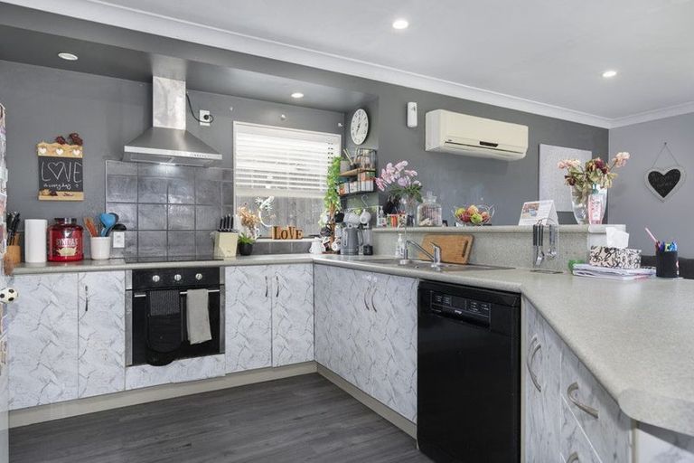 Photo of property in 42 Waerenga Road, Te Kauwhata, 3710