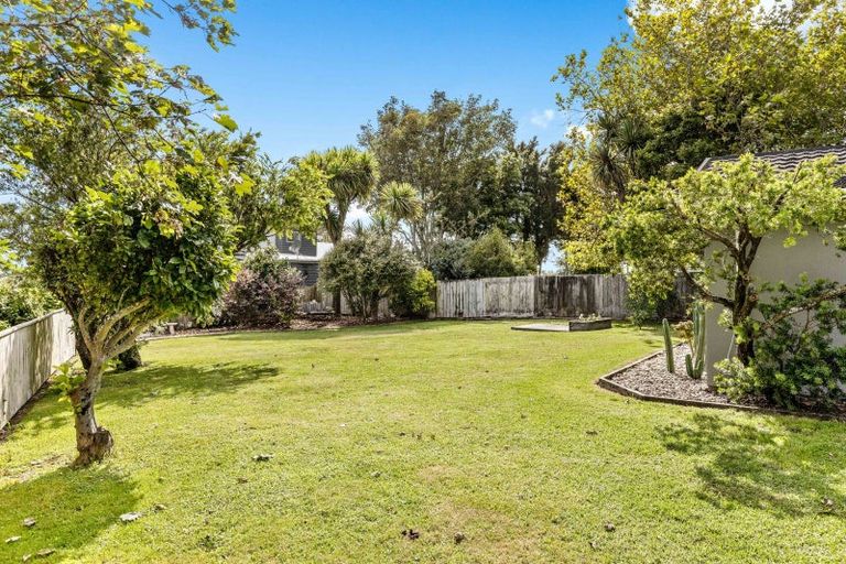 Photo of property in 68 Brois Street, Frankleigh Park, New Plymouth, 4310