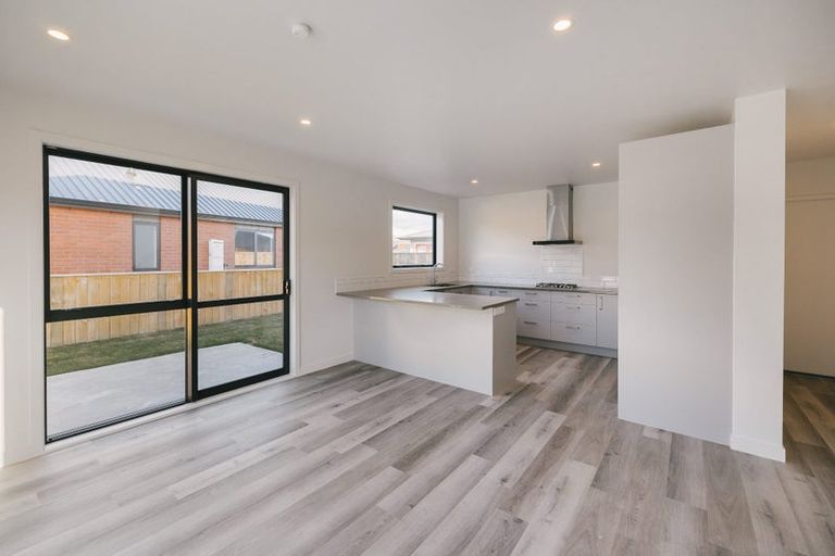 Photo of property in 3 Cypress Way, Levin, 5510