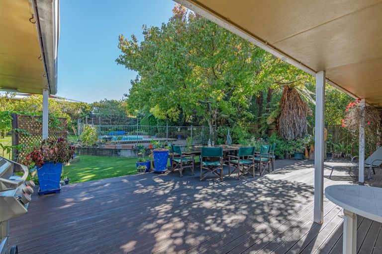 Photo of property in 43 Long Melford Road, Awapuni, Palmerston North, 4412