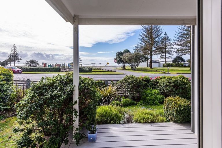 Photo of property in 16 Ferguson Avenue, Westshore, Napier, 4110