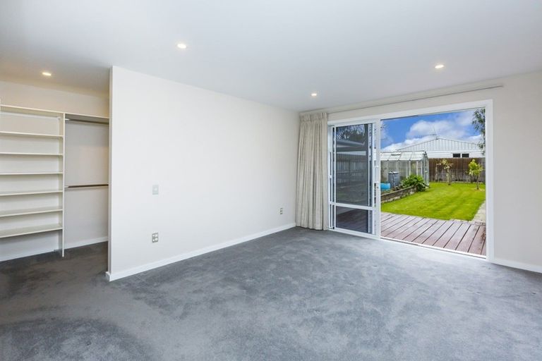 Photo of property in 18 Robertson Street, Elderslea, Upper Hutt, 5018