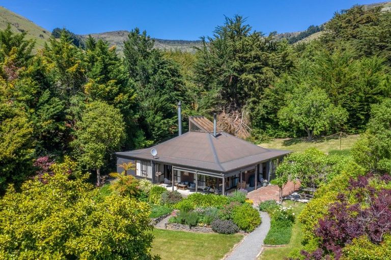 Photo of property in 200 Holmes Bay Valley Road, Pigeon Bay, 7583