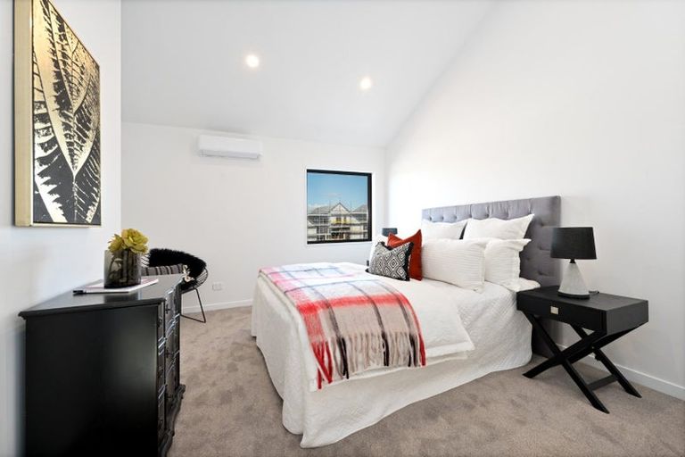 Photo of property in 6 Dorset Down Drive, Karaka, 2580