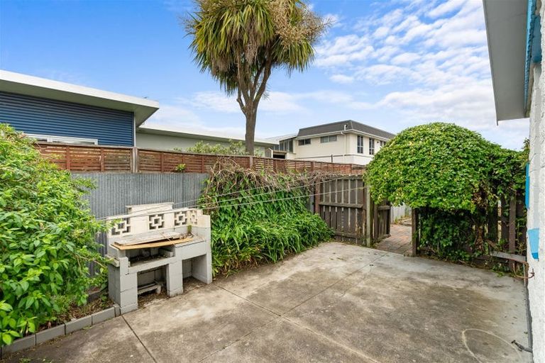 Photo of property in 1/136 Wainoni Road, Avondale, Christchurch, 8061
