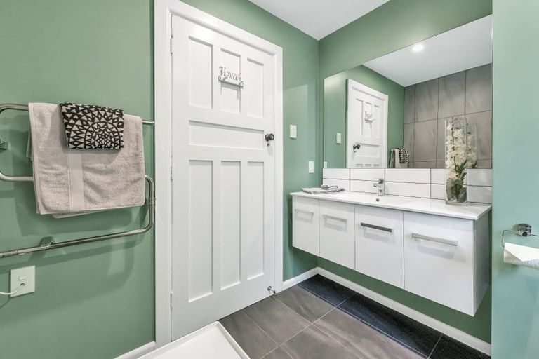 Photo of property in 15 Cardiff Avenue, Somerfield, Christchurch, 8024