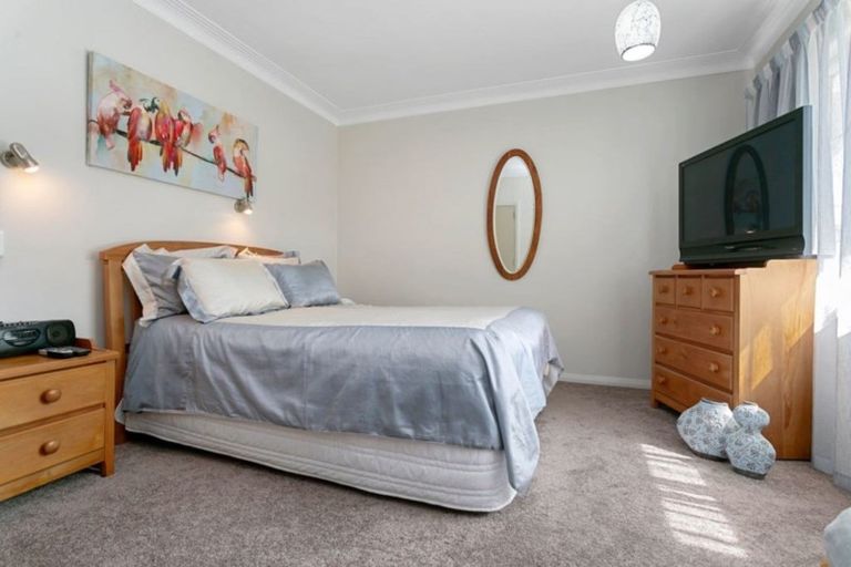 Photo of property in 170 Victoria Street, Cambridge, 3434