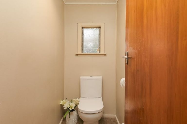 Photo of property in 6 Paul Street, Waimate, 7924