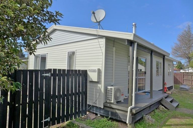 Photo of property in 16a Purcell Place, Melville, Hamilton, 3206