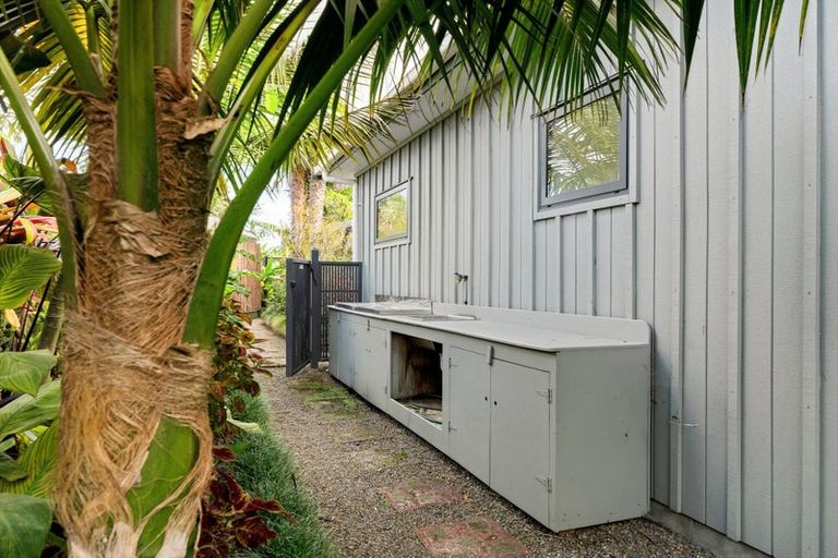 Photo of property in 13 Harbour View Road, Point Wells, Warkworth, 0986