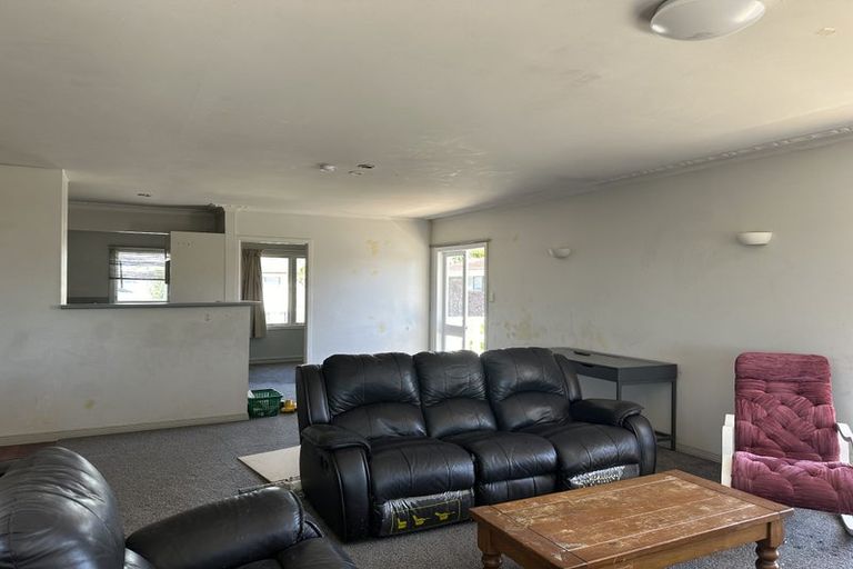 Photo of property in 1/422 Hibiscus Coast Highway, Orewa, 0931