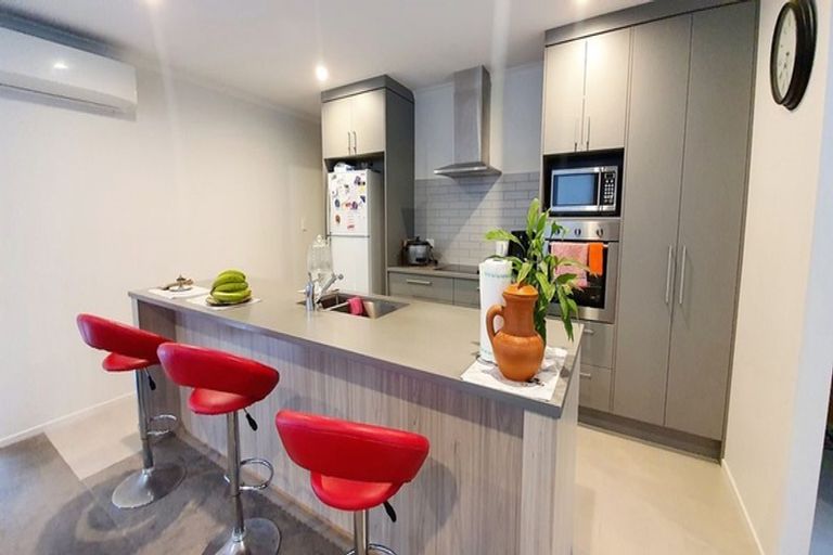 Photo of property in 22 Kapia Drive, Takanini, 2112