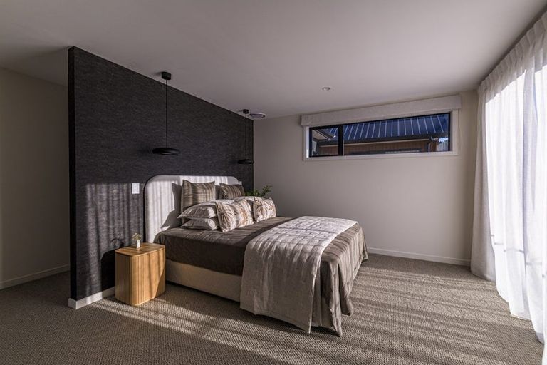 Photo of property in 37 Ruapehu Street, Paraparaumu, 5032