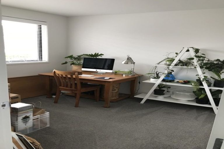 Photo of property in 59 Falcon Drive, Welcome Bay, Tauranga, 3112