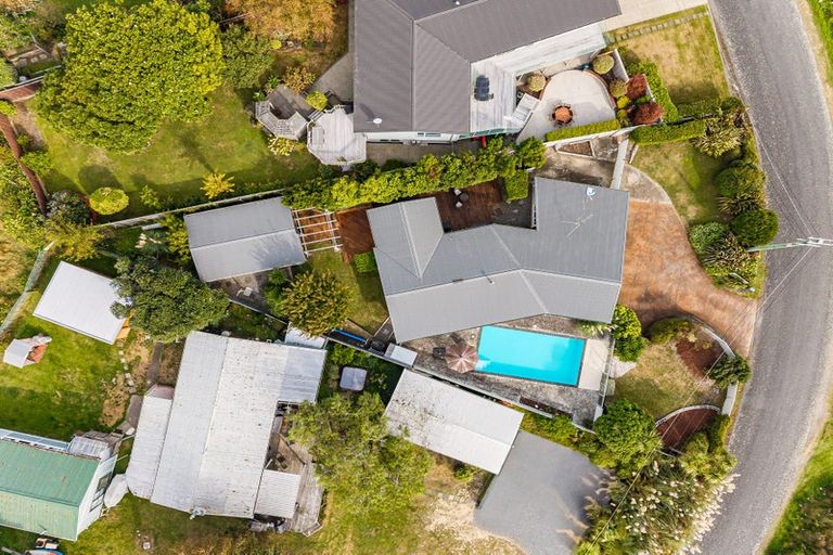 Photo of property in 7 Motukaraka Point, Pauatahanui, Porirua, 5381