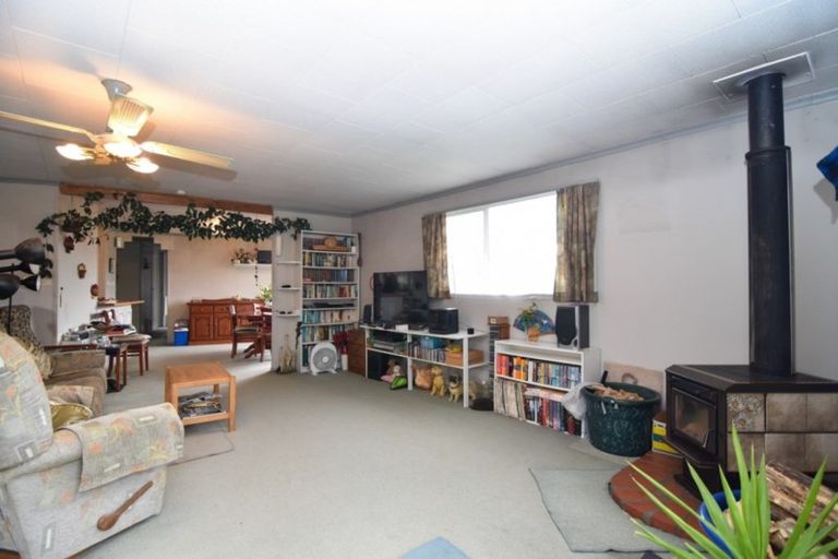 Photo of property in 38 Philip Street, Carterton, 5713