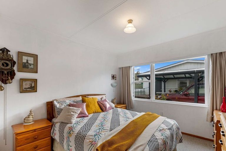 Photo of property in 16 Maunder Street, Marton, 4710