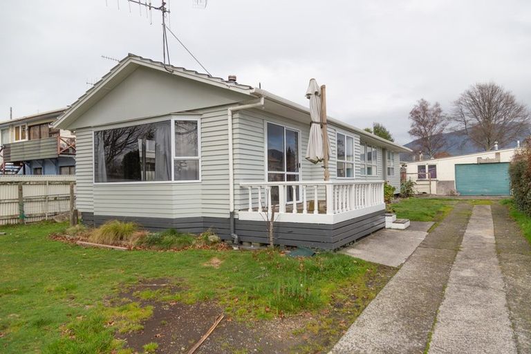 Photo of property in 14 Tureiti Place, Turangi, 3334