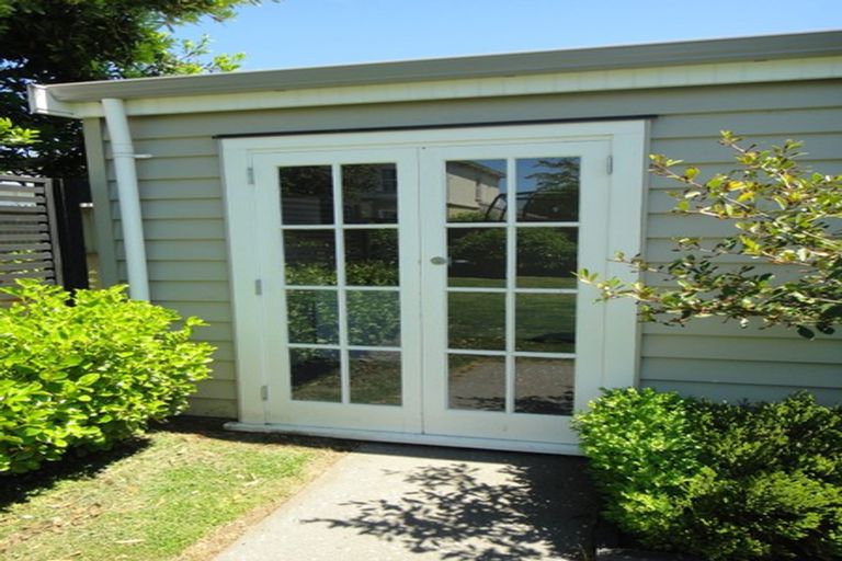 Photo of property in 8 Eversleigh Street, St Albans, Christchurch, 8014