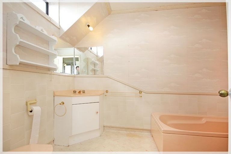 Photo of property in 56 Kings Drive, Levin, 5510