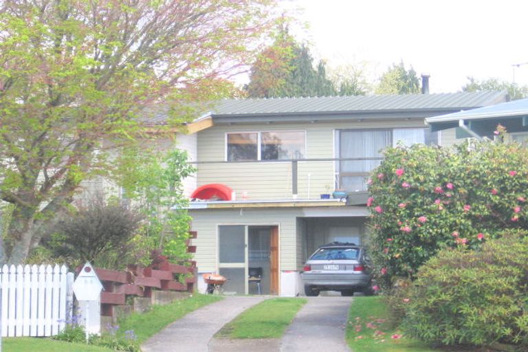 Photo of property in 11 Cheops Street, Pomare, Rotorua, 3015